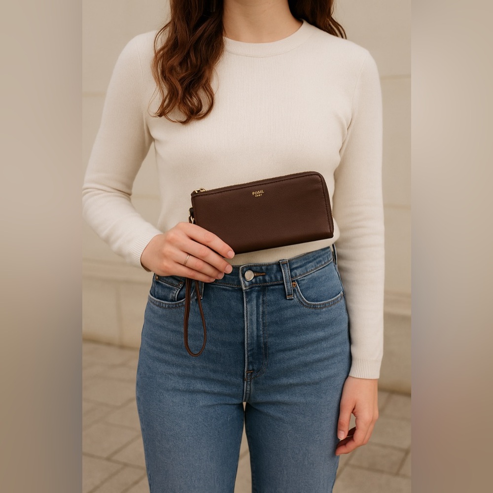 Fossil Brown Leather Wristlet Wallet with Zip Pocket